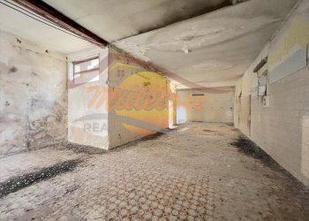 81367317-c4dc-4214-924d-66548e537e57.jpeg - Locale Commerciale VIA PIAVE, Siracusa - foto 12