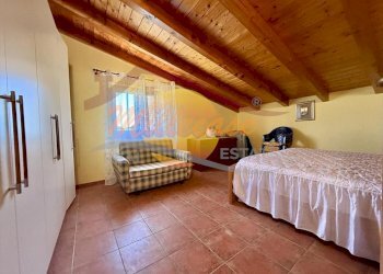 23efae85-745e-4f3a-868c-b05b743bf37b.jpeg - Villa Strada Ognina, Siracusa - foto 13