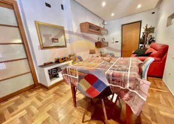 00e3e8f3-75a8-4247-9830-9071d9a139a2.jpeg - Trilocale Viale Zecchino, Siracusa - foto 3