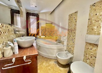 a8a57005-331f-4b03-ae07-fe8172fa011c.jpeg - Trilocale Viale Zecchino, Siracusa - foto 20