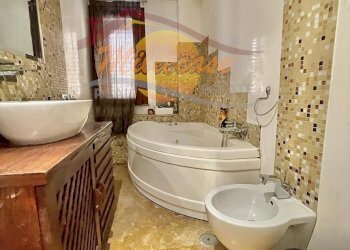 b9ef8c5e-0af1-444b-b8f4-79cee06cd63c.jpeg - Trilocale Viale Zecchino, Siracusa - foto 22