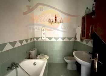 2b542b31-61b5-439b-b132-924c942fc6e8.jpeg - Quadrilocale Via Santi Amato, Siracusa - foto 4