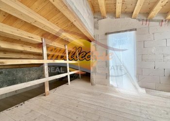 0349beec-acc3-4135-9404-d4274cfc2832.jpeg - Quadrilocale Corso Giacomo Matteotti, Siracusa - foto 9