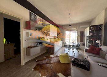 7f8bce30-0503-4b36-8cd6-7c9d6d1ef595.jpeg - Trilocale VIA ISONZO, Siracusa - foto 5