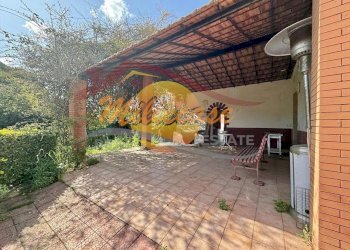 c2f1f0d4-f4b5-428b-b0c4-d9f0398bd1de.jpeg - Villa Via Olindo Marinelli, Siracusa - foto 17