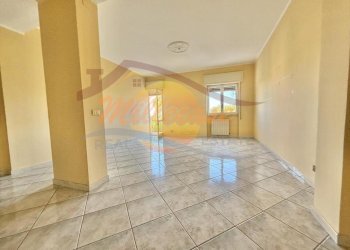 5f4341df-df32-4e55-bd8c-201564f88e55.jpeg - Apartment Via Avola, Siracusa - photo 3