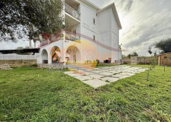 0b4577e9-126b-4e25-8f64-f30e445d0cab.jpeg - Four-room apartment VIA CAPO MURRO DI PORCO, Siracusa - photo 3
