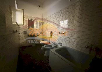 1391f75d-94aa-4498-936a-4554e3d64b5d.jpeg - Three-room apartment Via IPPOLITO NIEVO, Siracusa - photo 14