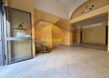 16d51ad2-98dc-4d72-aad0-b903372fe003.jpeg - Locale Commerciale VIA EPICARMO, Siracusa - foto 4