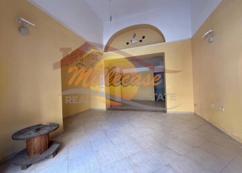 f7e9a155-b7e8-4afc-bc27-84e4e1466991.jpeg - Locale Commerciale VIA EPICARMO, Siracusa - foto 21