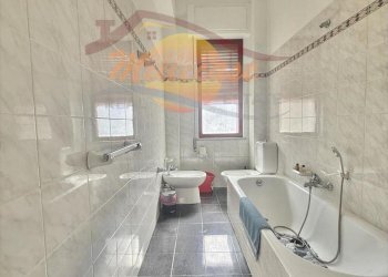 00b7a6cf-bb39-4594-bd29-393d51209e11.jpeg - Apartment Via Torino, Siracusa - photo 2