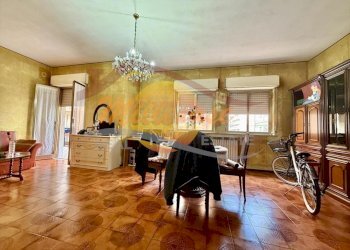f8156b5d-1fb4-4557-a0cd-7e2746f7c15a.jpeg - Appartamento VIALE ZECCHINO, Siracusa - foto 21