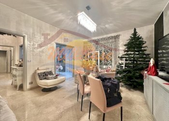 0c60dda1-47a2-4cd7-a81e-8a2859ad9c41.jpeg - Four-room apartment Via dell'Arsenale, Siracusa - photo 2