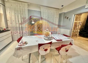 2b461ad9-d48d-4d90-b7eb-d06ab9086177.jpeg - Four-room apartment Via dell'Arsenale, Siracusa - photo 5