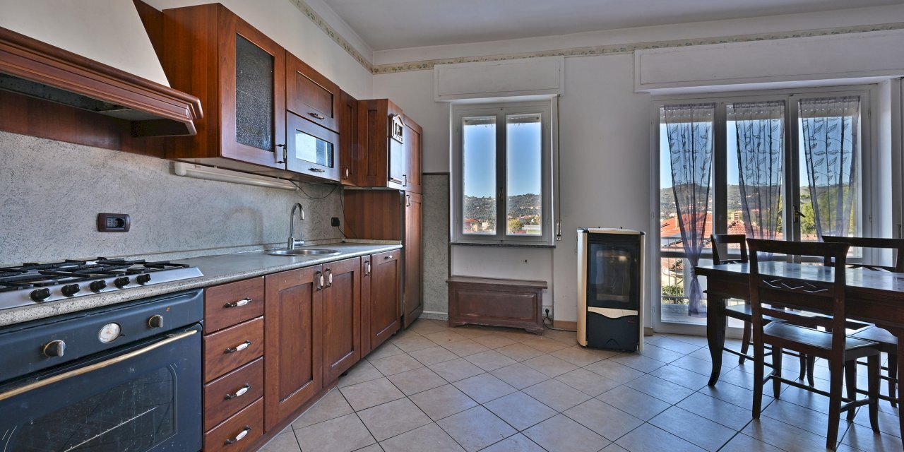 1.jpg - Trilocale Via Gombi San Siro 4, Diano Marina - foto 1