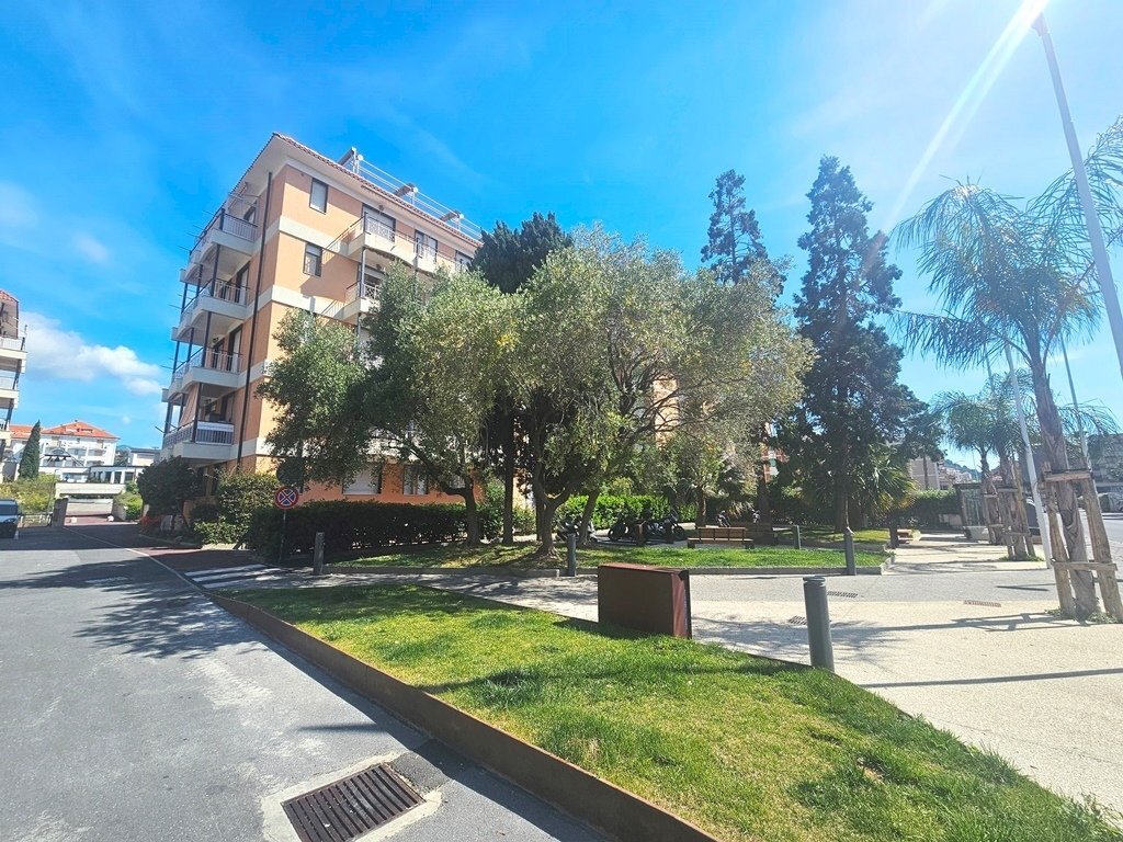 20250525_103400.jpg - Bilocale San Bartolomeo al Mare - foto 2