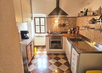 20250414_121947.jpg - Porzione di casa Via Ruvoa 4, San Bartolomeo al Mare - foto 11