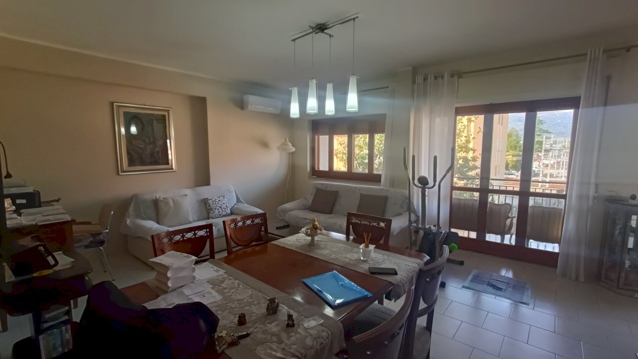 IMG20250428171633.jpg - Appartamento Via del Mare 65/b, Lamezia Terme - foto 1