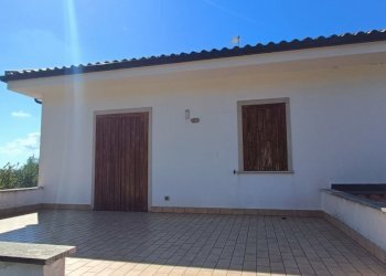 IMG20240921105723.jpg - Villa SP79, Feroleto Antico - foto 6