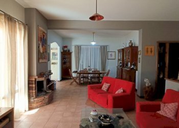 IMG20240921105109.jpg - Villa SP79, Feroleto Antico - foto 25