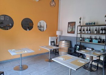 20250611_191015.jpg - Commercial Premises VIA BRACCINI 64, Torino - photo 2