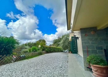 7800936c-5770-43de-8ade-7c148dcc0134.jpg - Villa Sarzana - photo 7