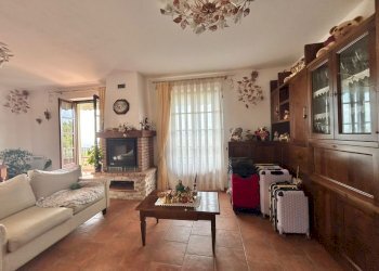 5f25125d-7971-4888-8376-c0e598885f9e.jpg - Villa Sarzana - photo 17