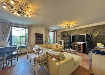 8ea5c435-6dee-4adf-b36e-36e3c9b88acd.jpg - Villa Sarzana - photo 18