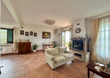 800f82ad-695c-443a-b1ba-552c6ad180c7.jpg - Villa Sarzana - photo 20