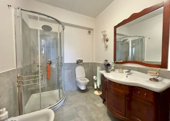 ac5aa767-dba6-4fe5-a2ee-386f92470d81.jpg - Villa Sarzana - photo 28