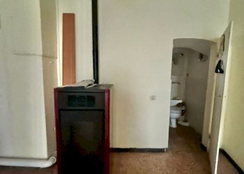 c0d05b81-ac31-48d0-897b-09301e0a4421.jpg - Locale Commerciale Sarzana - foto 6