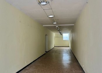 d6383e55-0cd2-43b4-81f4-457e0c866176.jpg - Locale Commerciale Sarzana - foto 7