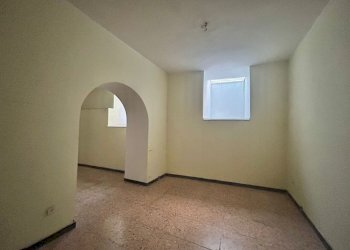 fafbe3d6-a62b-41eb-aa90-cb275fa91a99.jpg - Locale Commerciale Sarzana - foto 8