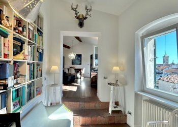 73d5bcd9-191a-4b1e-b2be-824244dd9603.jpg - Four-room apartment Sarzana - photo 6