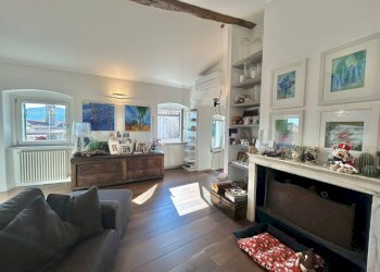 2da02635-b545-430e-a37a-c6c6564e7512.jpg - Four-room apartment Sarzana - photo 17