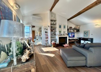 bbeee192-eb4d-4b08-bcf4-3bbe135eb549.jpg - Four-room apartment Sarzana - photo 20