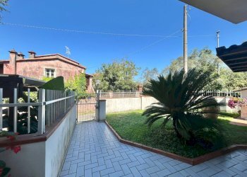 05b82701-11de-4553-8616-9dc2721ac28d.jpg - Porzione di casa Fosdinovo - foto 12