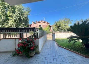 6da048c4-a2c4-413d-ab8f-13d973e3b2d1.jpg - Porzione di casa Fosdinovo - foto 15