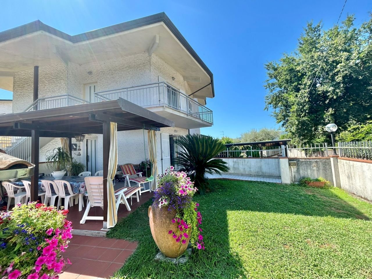 d85d9849-4902-4180-976e-73357b476ce2.jpg - Appartamento Fosdinovo - foto 2