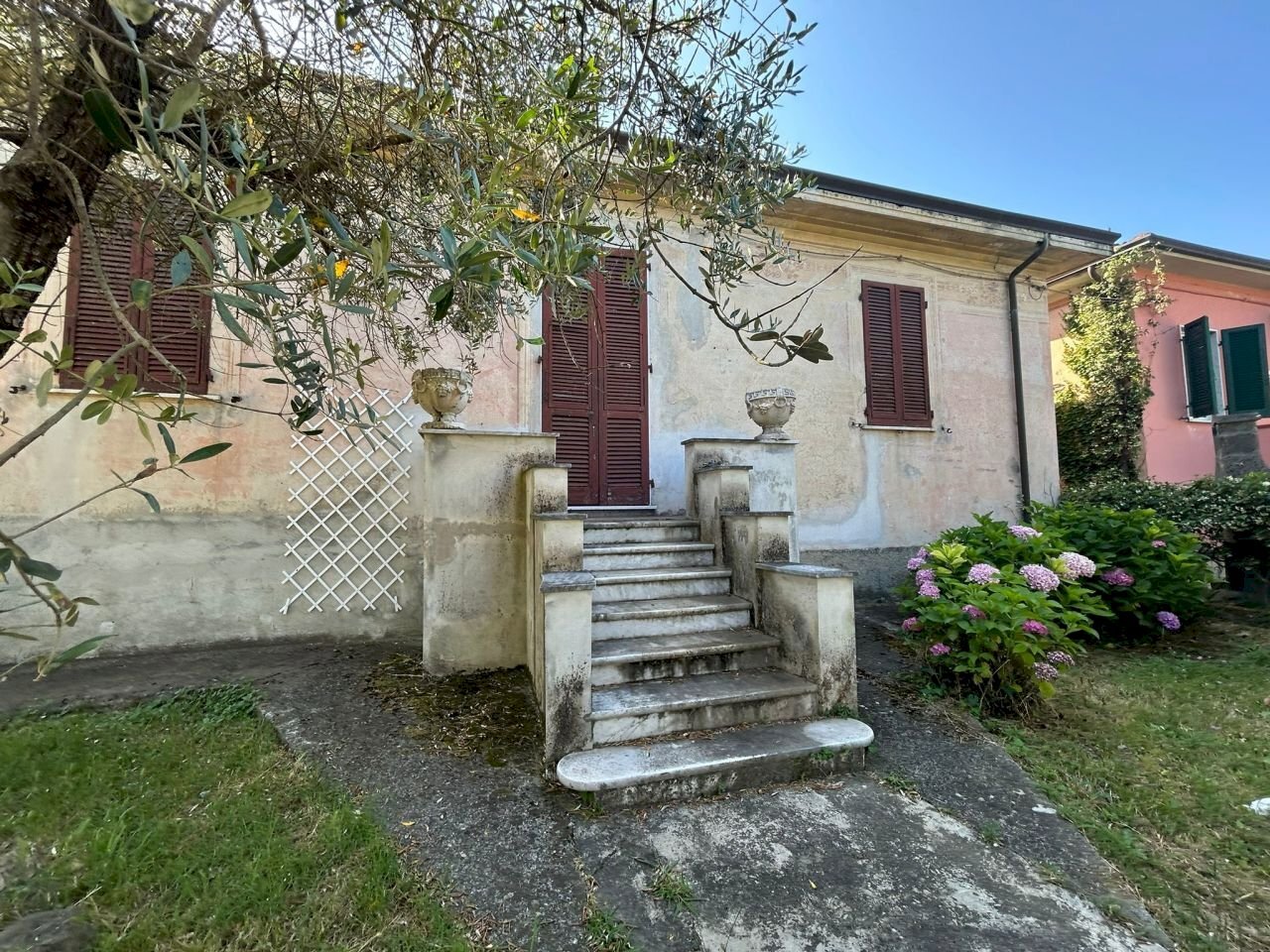 e75faa4e-fa18-4caf-9815-8d32b07ba079.jpg - Villa Sarzana - photo 1