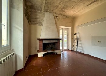 5fe9e5d4-d7cc-4a51-b15e-c3ea98c049a7.jpg - Villa Sarzana - photo 28