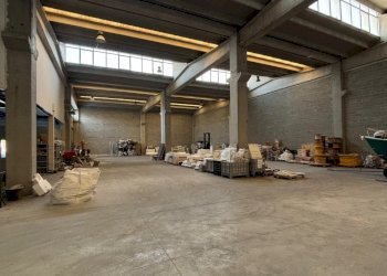 IMG_6619.jpg - Locale Commerciale Sarzana - foto 4