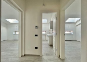 WhatsApp Image 2024-11-06 at 10.51.43.jpeg - Bilocale Sarzana - foto 1