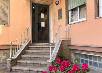 126aea37-b324-45c9-b0c3-37068e2e5e2c.jpg - Four-room apartment Sarzana - photo 18