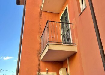 323552a3-f646-4f7c-bec3-03fe5f91ca9a.jpg - Locale Commerciale Sarzana - foto 6