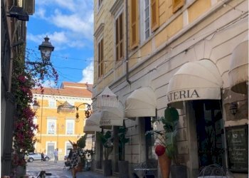 foto.jpeg - Quadrilocale Sarzana - foto 2