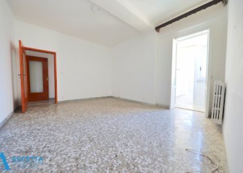 sala - Quadrilocale Viale Liguria 38, Taranto - foto 9