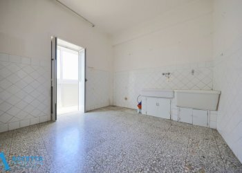 cucina - Quadrilocale Viale Liguria 38, Taranto - foto 13