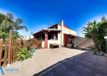 giardino - Villa Via Razze 11, Taranto - foto 27