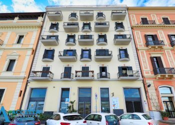 facciata - Quadrilocale Via Roma 4, Taranto - foto 3